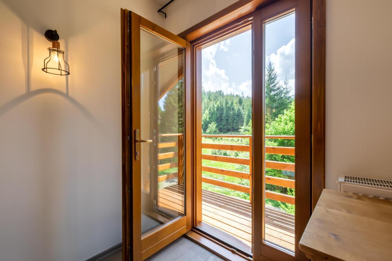 Chiba Chalet Timisu de Jos Luaran gambar