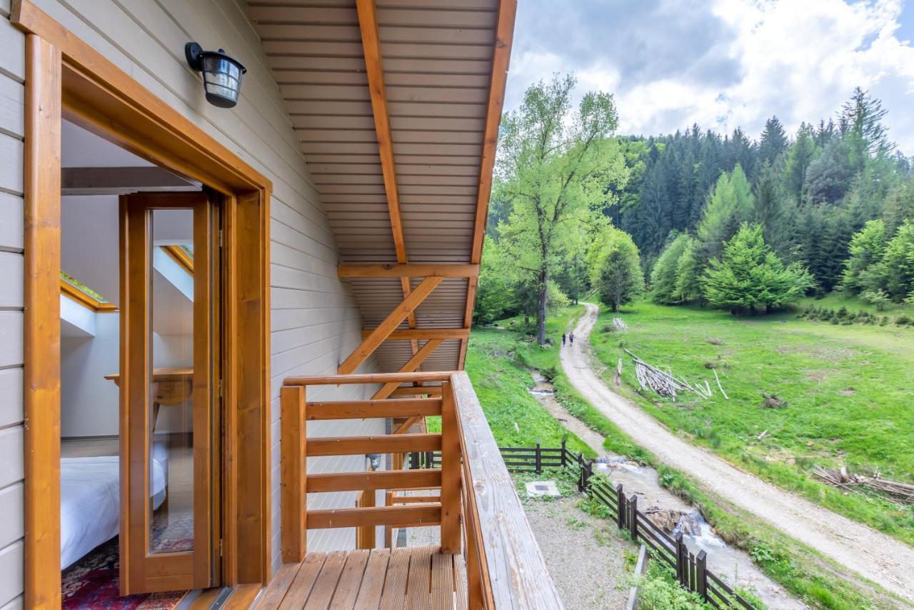 Chiba Chalet Timisu de Jos Luaran gambar