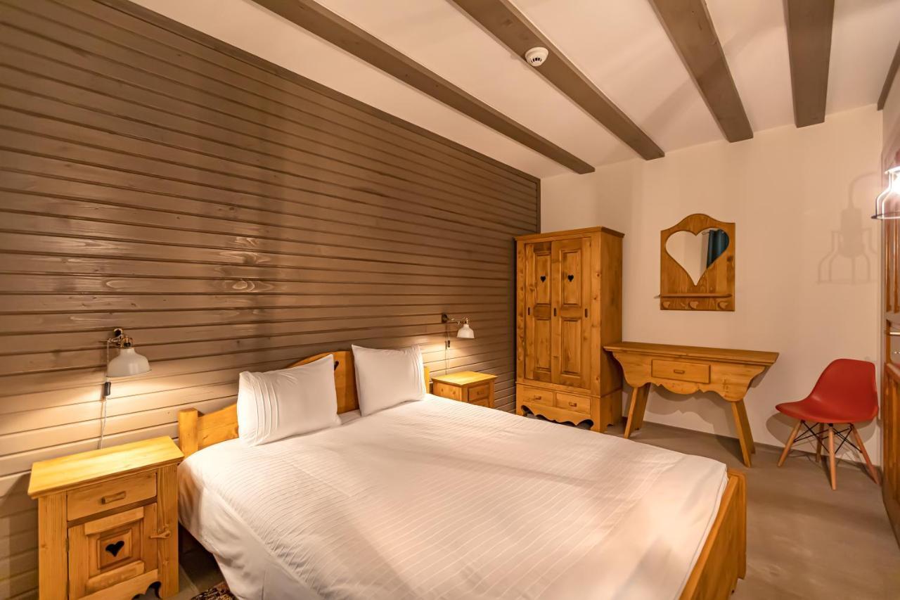 Chiba Chalet Timisu de Jos Luaran gambar