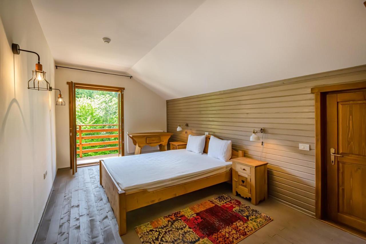 Chiba Chalet Timisu de Jos Luaran gambar